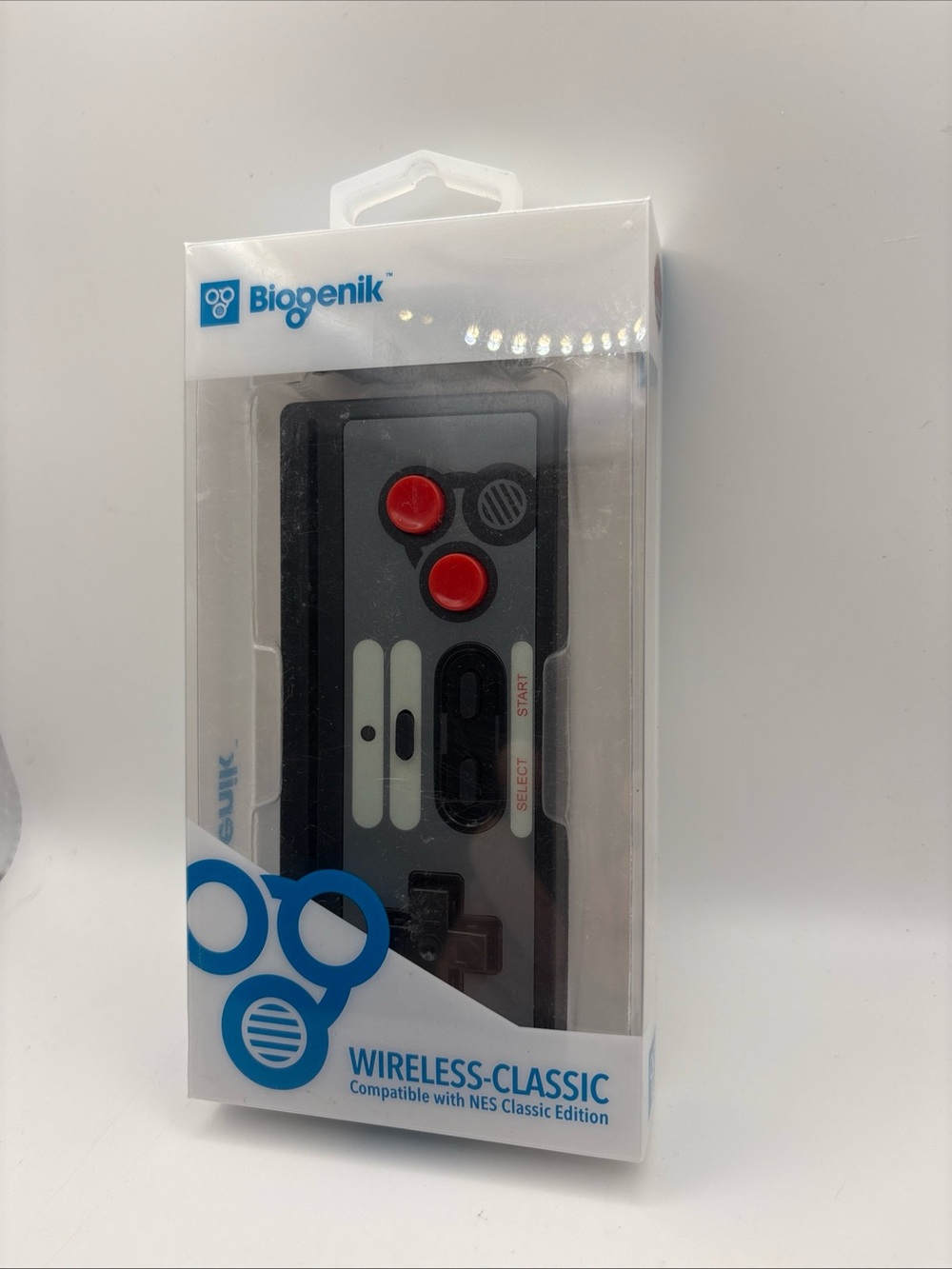 Wireless Classic NES-Style Controller - Black & Red